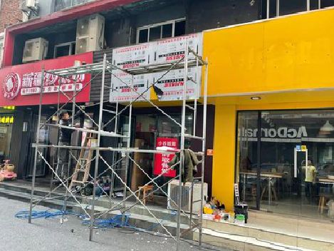 长武制作广告招牌如何避免它发黄？